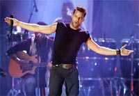 grammy-2006-ricky-martin.jpg