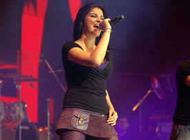 maite-perroni.jpg