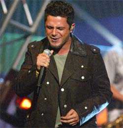 alejandro-sanz09.jpg