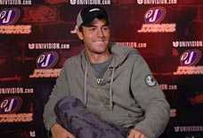 enrique-iglesias01.jpg